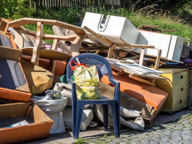 Best Yard Waste Removal  in Minot, ND